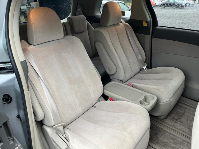 TOYOTA ESTIMA HYBRID X