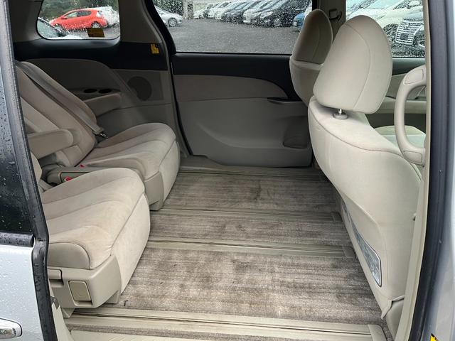 TOYOTA ESTIMA HYBRID X
