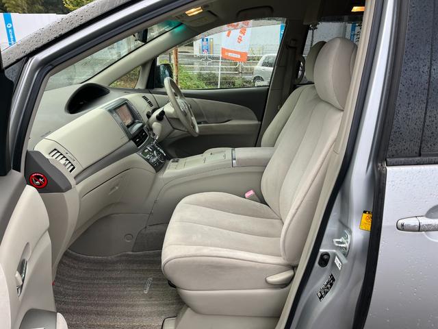 TOYOTA ESTIMA HYBRID X