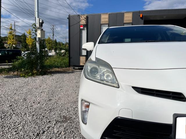 プリウス S 後期型BT接続ナビ地デジ車検二年 アルミホイール HID CVT スマートキー 電動格納ミラー 盗難防止システム CD DVD再生 Bluetooth 衝突安全ボディ ABS エアコン(25枚目)