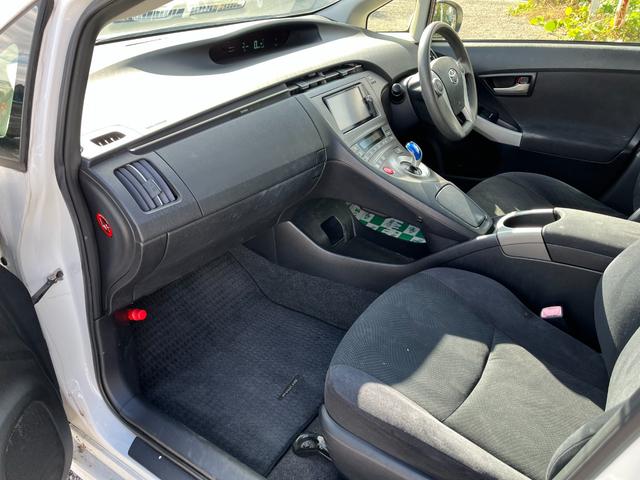 プリウス S 後期型BT接続ナビ地デジ車検二年 アルミホイール HID CVT スマートキー 電動格納ミラー 盗難防止システム CD DVD再生 Bluetooth 衝突安全ボディ ABS エアコン(40枚目)