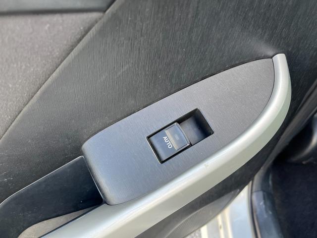 プリウス S 後期型BT接続ナビ地デジ車検二年 アルミホイール HID CVT スマートキー 電動格納ミラー 盗難防止システム CD DVD再生 Bluetooth 衝突安全ボディ ABS エアコン(46枚目)