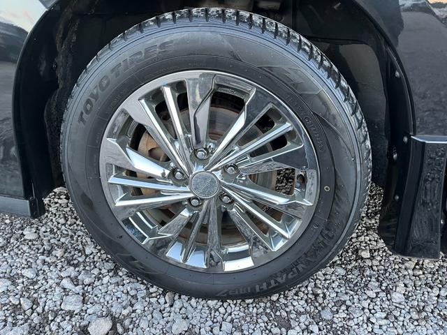 セレナ ライダー　ＥＴＣ　全周囲カメラ　ナビ　ＴＶ　クリアランスソナー　オートクルーズコントロール　パークアシスト　衝突被害軽減システム　両側電動スライドドア　スマートキー　アイドリングストップ　電動格納ミラー（17枚目）