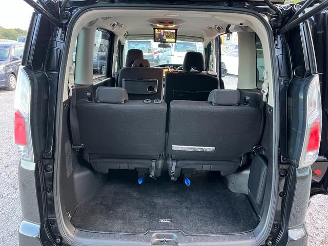 セレナ ライダー　ＥＴＣ　全周囲カメラ　ナビ　ＴＶ　クリアランスソナー　オートクルーズコントロール　パークアシスト　衝突被害軽減システム　両側電動スライドドア　スマートキー　アイドリングストップ　電動格納ミラー（19枚目）