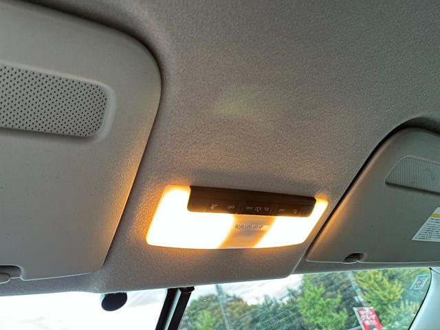 セレナ ライダー　ＥＴＣ　全周囲カメラ　ナビ　ＴＶ　クリアランスソナー　オートクルーズコントロール　パークアシスト　衝突被害軽減システム　両側電動スライドドア　スマートキー　アイドリングストップ　電動格納ミラー（32枚目）