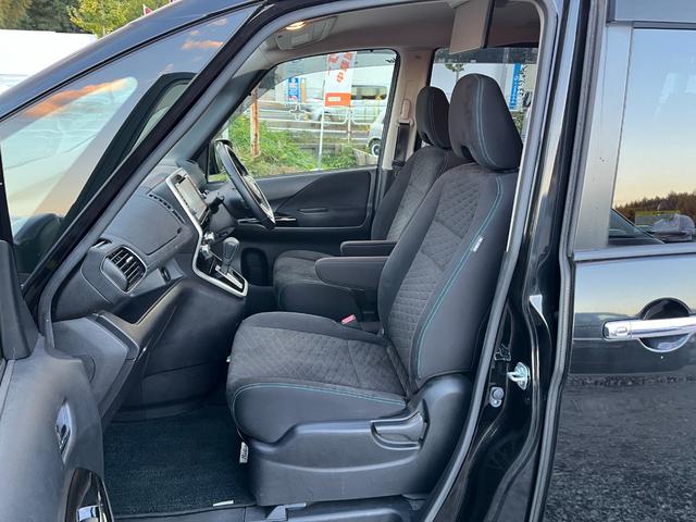 セレナ ライダー　ＥＴＣ　全周囲カメラ　ナビ　ＴＶ　クリアランスソナー　オートクルーズコントロール　パークアシスト　衝突被害軽減システム　両側電動スライドドア　スマートキー　アイドリングストップ　電動格納ミラー（50枚目）