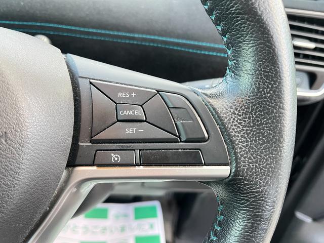 セレナ ライダー　ＥＴＣ　全周囲カメラ　ナビ　ＴＶ　クリアランスソナー　オートクルーズコントロール　パークアシスト　衝突被害軽減システム　両側電動スライドドア　スマートキー　アイドリングストップ　電動格納ミラー（63枚目）