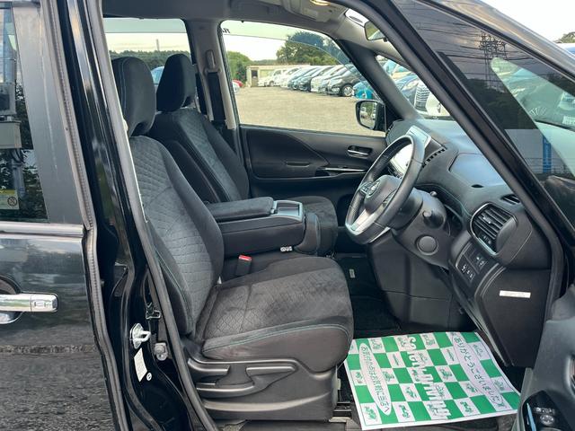 セレナ ライダー　ＥＴＣ　全周囲カメラ　ナビ　ＴＶ　クリアランスソナー　オートクルーズコントロール　パークアシスト　衝突被害軽減システム　両側電動スライドドア　スマートキー　アイドリングストップ　電動格納ミラー（71枚目）