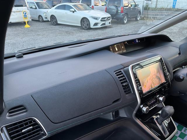 セレナ ライダー　ＥＴＣ　全周囲カメラ　ナビ　ＴＶ　クリアランスソナー　オートクルーズコントロール　パークアシスト　衝突被害軽減システム　両側電動スライドドア　スマートキー　アイドリングストップ　電動格納ミラー（73枚目）