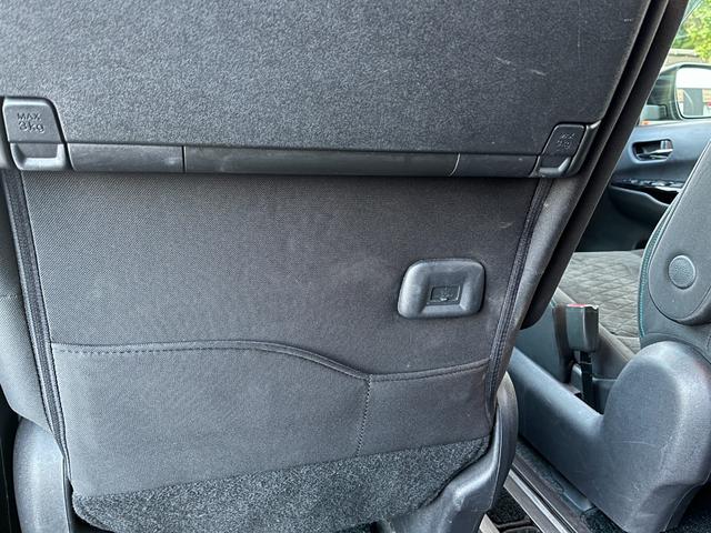 セレナ ライダー　ＥＴＣ　全周囲カメラ　ナビ　ＴＶ　クリアランスソナー　オートクルーズコントロール　パークアシスト　衝突被害軽減システム　両側電動スライドドア　スマートキー　アイドリングストップ　電動格納ミラー（74枚目）