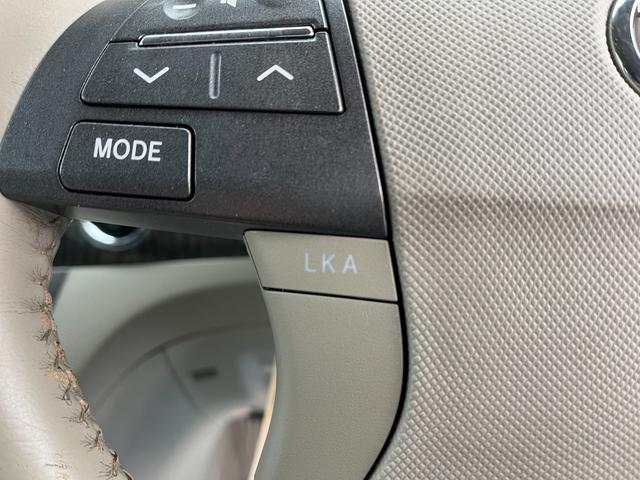 当店のお車をご覧いただきましてありがとうございます。お車についてのご質問やお見積りのご依頼、ご購入にあたってのご相談などお気軽にお問い合わせ下さい!