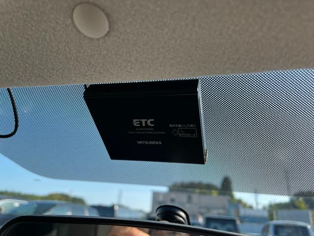 インプレッサ S-GT スポーツパッケージ 5速MTフルノーマル純正WRブルー/タイベル交換済 4WD オートクルーズコントロール アルミホイール HID MT キーレスエントリー 電動格納ミラー 盗難防止システム CD 衝突安全ボディ ABS(11枚目)