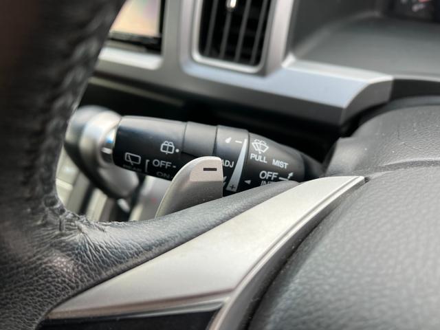 ステップワゴンスパーダ Z BT接続ナビ地デジBカメラ後席モニター両側電動ドアETC ビ TV 両側電動スライドドア HID スマートキー アイドリングストップ 電動格納ミラー 後席モニター 3列シート CVT(7枚目)