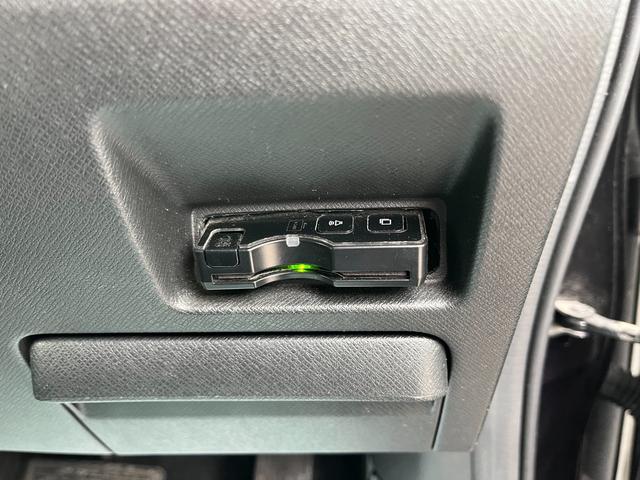 ステップワゴンスパーダ Z BT接続ナビ地デジBカメラ後席モニター両側電動ドアETC ビ TV 両側電動スライドドア HID スマートキー アイドリングストップ 電動格納ミラー 後席モニター 3列シート CVT(11枚目)