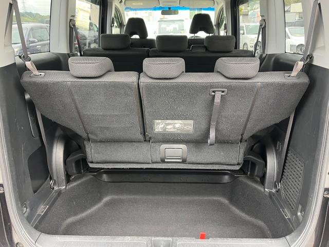 ステップワゴンスパーダ Z BT接続ナビ地デジBカメラ後席モニター両側電動ドアETC ビ TV 両側電動スライドドア HID スマートキー アイドリングストップ 電動格納ミラー 後席モニター 3列シート CVT(35枚目)