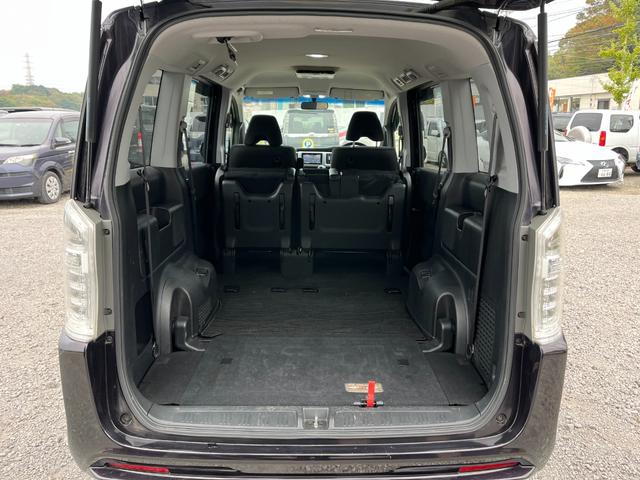 ステップワゴンスパーダ Z BT接続ナビ地デジBカメラ後席モニター両側電動ドアETC ビ TV 両側電動スライドドア HID スマートキー アイドリングストップ 電動格納ミラー 後席モニター 3列シート CVT(39枚目)