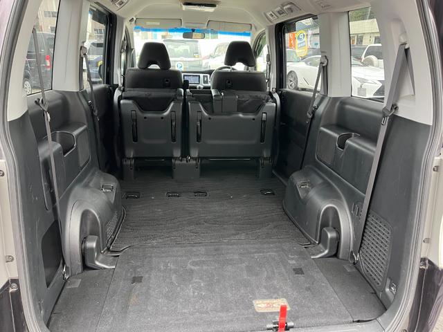 ステップワゴンスパーダ Z BT接続ナビ地デジBカメラ後席モニター両側電動ドアETC ビ TV 両側電動スライドドア HID スマートキー アイドリングストップ 電動格納ミラー 後席モニター 3列シート CVT(41枚目)