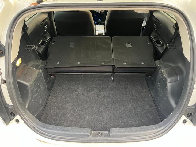 アクア Ｓ　ＥＴＣ　バックカメラ　ナビ　ＴＶ　アルミホイール　オートライト　スマートキー　アイドリングストップ　電動格納ミラー　ＣＶＴ　衝突安全ボディ　ＡＢＳ　ＥＳＣ　Ｂｌｕｅｔｏｏｔｈ　エアコン（18枚目）