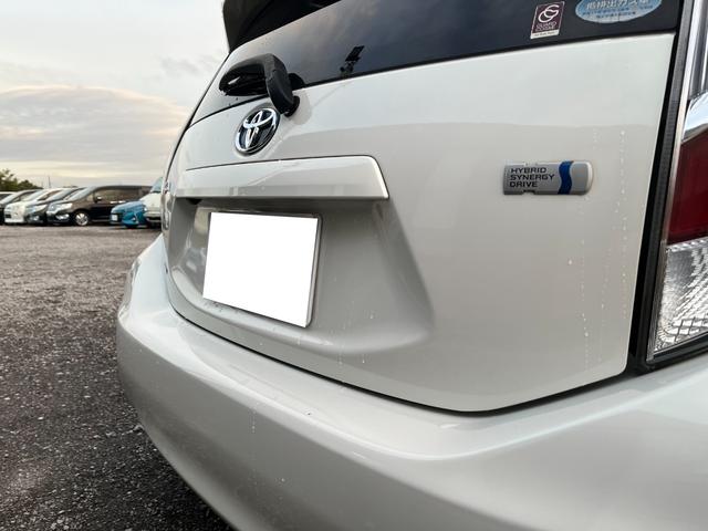 アクア Ｓ　ＥＴＣ　バックカメラ　ナビ　ＴＶ　アルミホイール　オートライト　スマートキー　アイドリングストップ　電動格納ミラー　ＣＶＴ　衝突安全ボディ　ＡＢＳ　ＥＳＣ　Ｂｌｕｅｔｏｏｔｈ　エアコン（26枚目）