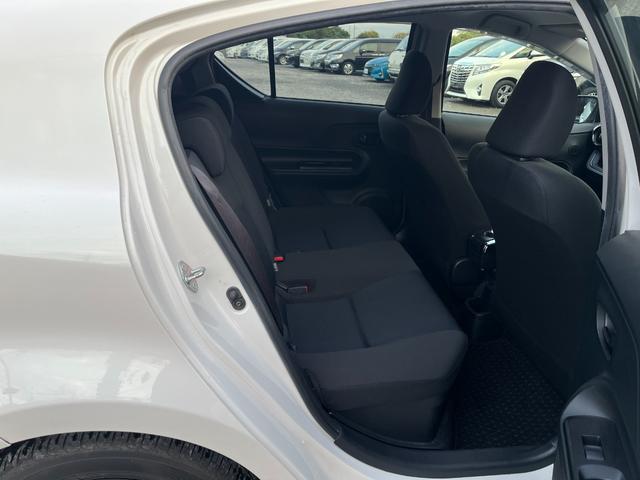 アクア Ｓ　ＥＴＣ　バックカメラ　ナビ　ＴＶ　アルミホイール　オートライト　スマートキー　アイドリングストップ　電動格納ミラー　ＣＶＴ　衝突安全ボディ　ＡＢＳ　ＥＳＣ　Ｂｌｕｅｔｏｏｔｈ　エアコン（40枚目）