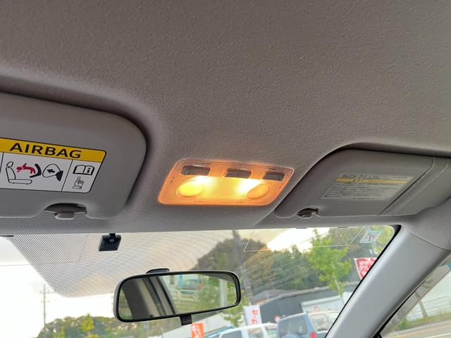 アクア Ｓ　ＥＴＣ　バックカメラ　ナビ　ＴＶ　アルミホイール　オートライト　スマートキー　アイドリングストップ　電動格納ミラー　ＣＶＴ　衝突安全ボディ　ＡＢＳ　ＥＳＣ　Ｂｌｕｅｔｏｏｔｈ　エアコン（46枚目）