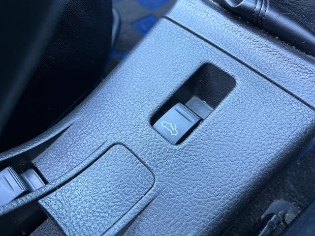 コペン アクティブトップ オープンカー MT アルミホイール 衝突安全ボディ ABS CD MD エアコン パワーステアリング パワーウィンドウ(31枚目)