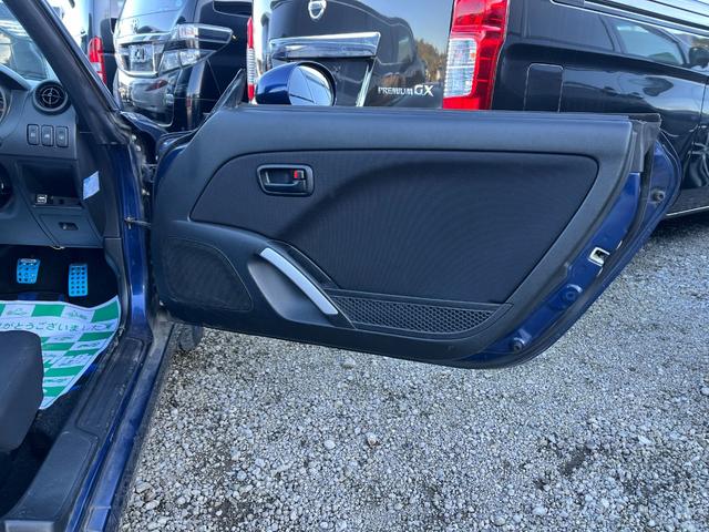 コペン アクティブトップ オープンカー MT アルミホイール 衝突安全ボディ ABS CD MD エアコン パワーステアリング パワーウィンドウ(33枚目)