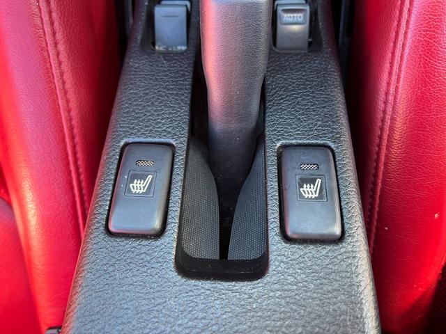 コペン アクティブトップ 5速MTレザーパック/ダックテール ETC キーレスエントリー シートヒーター MT ABS アルミホイール 衝突安全ボディ エアコン パワーステアリング パワーウィンドウ(7枚目)