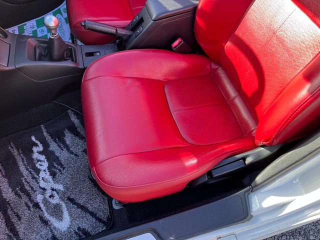 コペン アクティブトップ 5速MTレザーパック/ダックテール ETC キーレスエントリー シートヒーター MT ABS アルミホイール 衝突安全ボディ エアコン パワーステアリング パワーウィンドウ(32枚目)