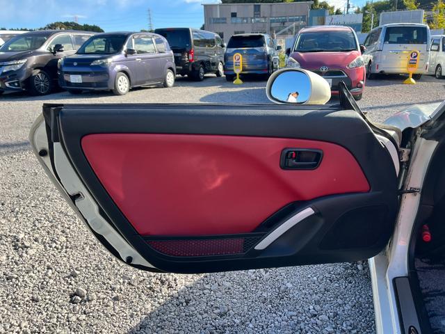 コペン アクティブトップ 5速MTレザーパック/ダックテール ETC キーレスエントリー シートヒーター MT ABS アルミホイール 衝突安全ボディ エアコン パワーステアリング パワーウィンドウ(42枚目)