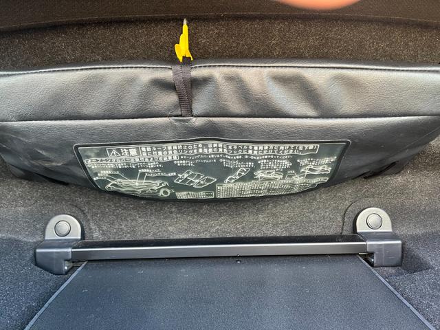 コペン アクティブトップ 5速MTレザーパック/ダックテール ETC キーレスエントリー シートヒーター MT ABS アルミホイール 衝突安全ボディ エアコン パワーステアリング パワーウィンドウ(46枚目)