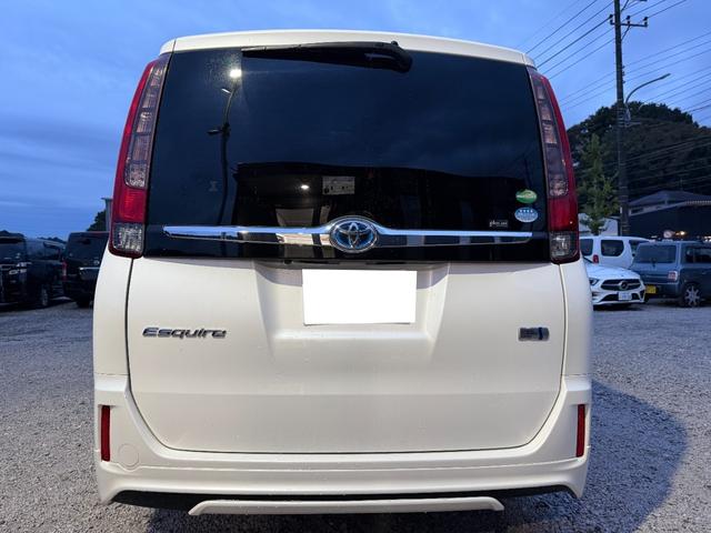 エスクァイア ハイブリッドＧｉ　モデリスタエアロＢＴ接続ナビ後席モニター地デジＢカメラ両側電動ドア　オートクルーズコントロール　ＬＥＤヘッドランプ　スマートキー　電動格納ミラー　シートヒーター　後席モニター　３列シート　ＣＶＴ（15枚目）