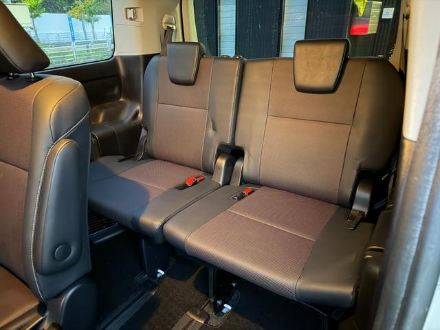 エスクァイア ハイブリッドＧｉ　モデリスタエアロＢＴ接続ナビ後席モニター地デジＢカメラ両側電動ドア　オートクルーズコントロール　ＬＥＤヘッドランプ　スマートキー　電動格納ミラー　シートヒーター　後席モニター　３列シート　ＣＶＴ（36枚目）