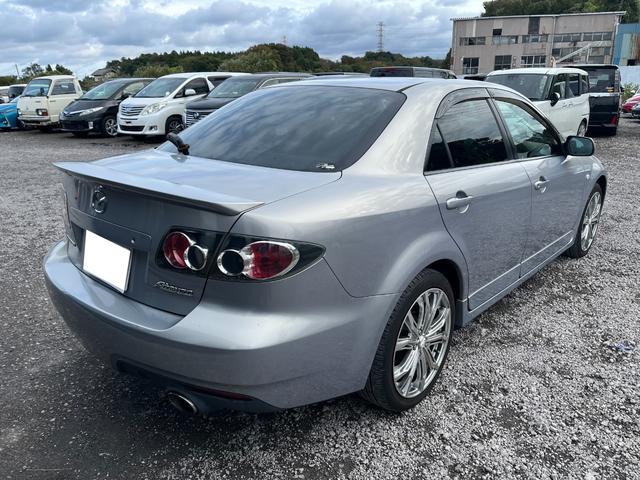 マツダスピードアテンザ ベースグレード　６速ＭＴスマートキーＥＴＣ　４ＷＤ　ＥＴＣ　アルミホイール　ＨＩＤ　ＭＴ　電動格納ミラー　盗難防止システム　ＣＤ　ＭＤ　衝突安全ボディ　ＡＢＳ　ＥＳＣ　エアコン　パワーステアリング　パワーウィンドウ（15枚目）