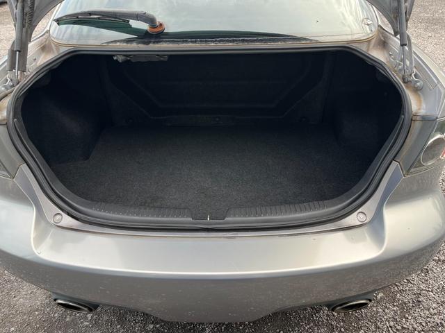 マツダスピードアテンザ ベースグレード　６速ＭＴスマートキーＥＴＣ　４ＷＤ　ＥＴＣ　アルミホイール　ＨＩＤ　ＭＴ　電動格納ミラー　盗難防止システム　ＣＤ　ＭＤ　衝突安全ボディ　ＡＢＳ　ＥＳＣ　エアコン　パワーステアリング　パワーウィンドウ（22枚目）