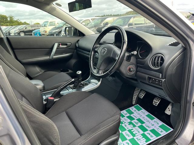 マツダスピードアテンザ ベースグレード　６速ＭＴスマートキーＥＴＣ　４ＷＤ　ＥＴＣ　アルミホイール　ＨＩＤ　ＭＴ　電動格納ミラー　盗難防止システム　ＣＤ　ＭＤ　衝突安全ボディ　ＡＢＳ　ＥＳＣ　エアコン　パワーステアリング　パワーウィンドウ（23枚目）