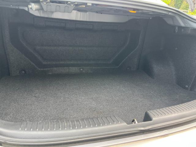 マツダスピードアテンザ ベースグレード　６速ＭＴスマートキーＥＴＣ　４ＷＤ　ＥＴＣ　アルミホイール　ＨＩＤ　ＭＴ　電動格納ミラー　盗難防止システム　ＣＤ　ＭＤ　衝突安全ボディ　ＡＢＳ　ＥＳＣ　エアコン　パワーステアリング　パワーウィンドウ（32枚目）