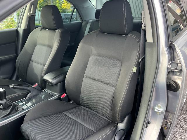 マツダスピードアテンザ ベースグレード　６速ＭＴスマートキーＥＴＣ　４ＷＤ　ＥＴＣ　アルミホイール　ＨＩＤ　ＭＴ　電動格納ミラー　盗難防止システム　ＣＤ　ＭＤ　衝突安全ボディ　ＡＢＳ　ＥＳＣ　エアコン　パワーステアリング　パワーウィンドウ（45枚目）