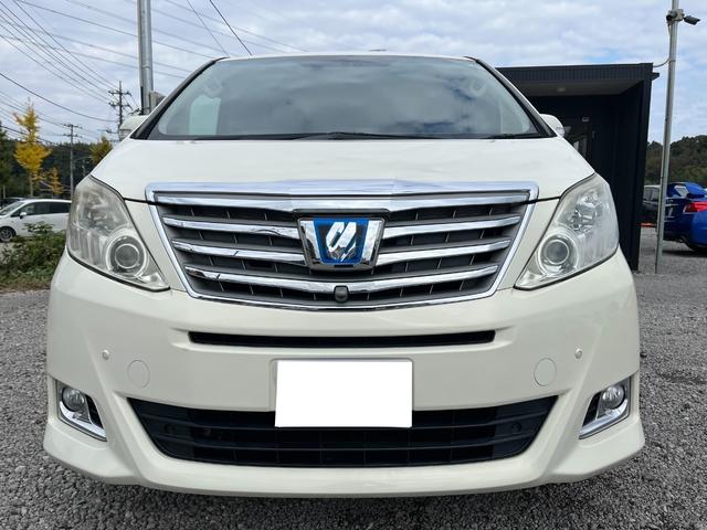 アルファードハイブリッド Ｇ　４ＷＤ　ＥＴＣ　全周囲カメラ　ナビ　ＴＶ　クリアランスソナー　オートクルーズコントロール　両側電動スライドドア　ＨＩＤ　スマートキー　電動格納ミラー　３列シート　パワーシート　オットマン　ＣＶＴ（12枚目）