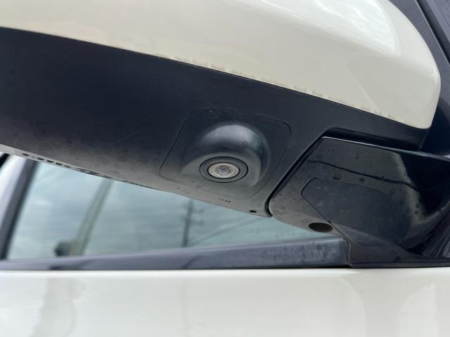 アルファードハイブリッド Ｇ　４ＷＤ　ＥＴＣ　全周囲カメラ　ナビ　ＴＶ　クリアランスソナー　オートクルーズコントロール　両側電動スライドドア　ＨＩＤ　スマートキー　電動格納ミラー　３列シート　パワーシート　オットマン　ＣＶＴ（22枚目）