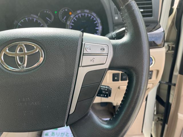 アルファードハイブリッド Ｇ　４ＷＤ　ＥＴＣ　全周囲カメラ　ナビ　ＴＶ　クリアランスソナー　オートクルーズコントロール　両側電動スライドドア　ＨＩＤ　スマートキー　電動格納ミラー　３列シート　パワーシート　オットマン　ＣＶＴ（34枚目）