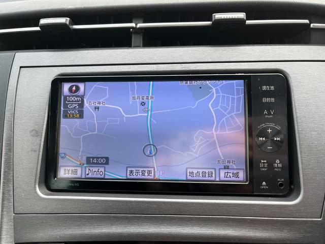プリウス Ｓ　後期型ＢＴ接続ナビＢカメラ地デジ車検二年　ＥＴＣ　バックカメラ　ナビ　ＴＶ　アルミホイール　オートライト　ＨＩＤ　ＣＶＴ　スマートキー　電動格納ミラー　盗難防止システム　ＣＤ　ＤＶＤ再生（5枚目）