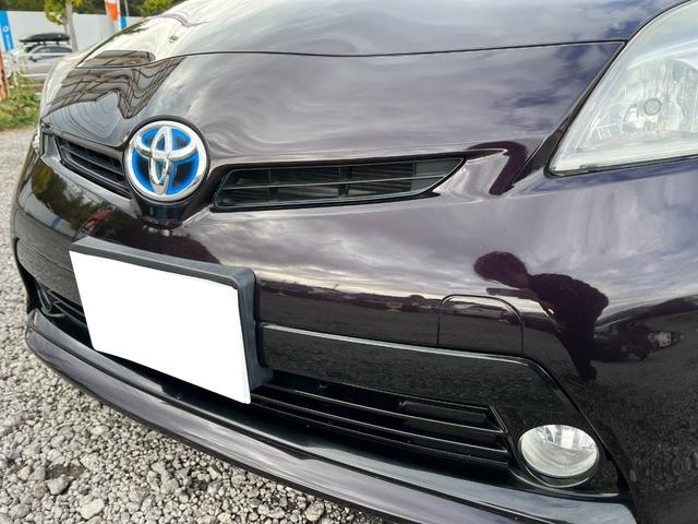 プリウス Ｓ　後期型ＢＴ接続ナビＢカメラ地デジ車検二年　ＥＴＣ　バックカメラ　ナビ　ＴＶ　アルミホイール　オートライト　ＨＩＤ　ＣＶＴ　スマートキー　電動格納ミラー　盗難防止システム　ＣＤ　ＤＶＤ再生（30枚目）