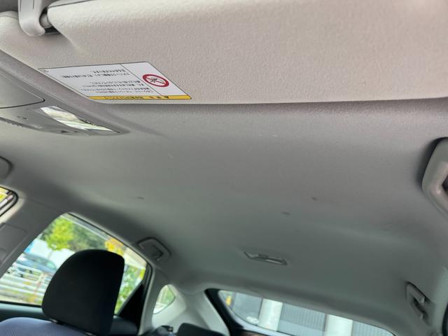 プリウス Ｓ　後期型ＢＴ接続ナビＢカメラ地デジ車検二年　ＥＴＣ　バックカメラ　ナビ　ＴＶ　アルミホイール　オートライト　ＨＩＤ　ＣＶＴ　スマートキー　電動格納ミラー　盗難防止システム　ＣＤ　ＤＶＤ再生（42枚目）