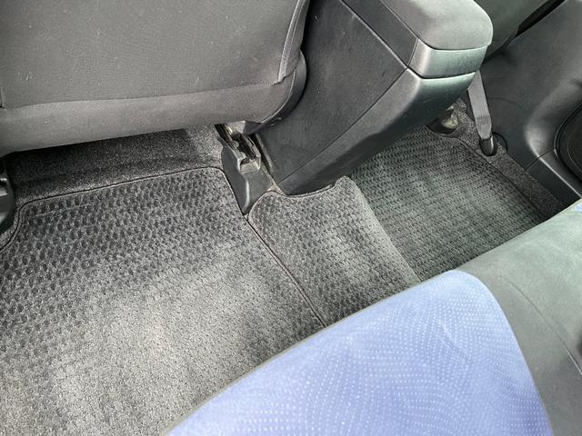 プリウス Ｓ　後期型ＢＴ接続ナビＢカメラ地デジ車検二年　ＥＴＣ　バックカメラ　ナビ　ＴＶ　アルミホイール　オートライト　ＨＩＤ　ＣＶＴ　スマートキー　電動格納ミラー　盗難防止システム　ＣＤ　ＤＶＤ再生（51枚目）