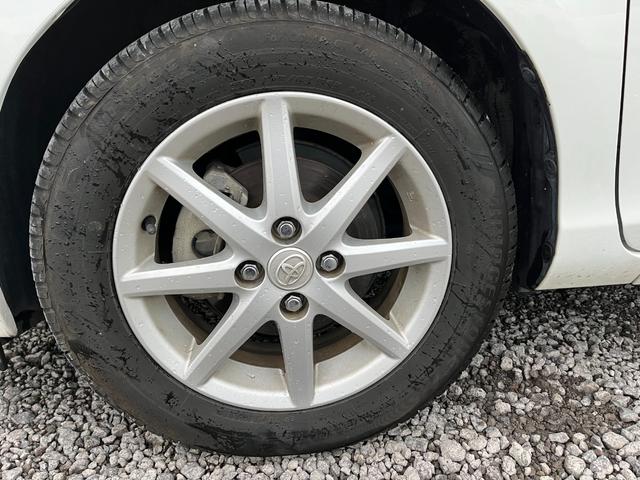 アクア Ｇ　バックカメラ　ナビ　ＴＶ　アルミホイール　オートライト　スマートキー　電動格納ミラー　ＣＶＴ　衝突安全ボディ　ＡＢＳ　ＥＳＣ　Ｂｌｕｅｔｏｏｔｈ　エアコン　パワーステアリング　パワーウィンドウ（20枚目）