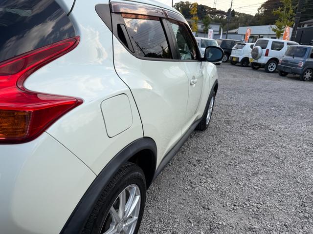 ジューク １５ＲＳ　タイプＶ　ＥＴＣ　バックカメラ　ＴＶ　アルミホイール　電動格納ミラー　ＣＶＴ　衝突安全ボディ　ＣＤ　ＤＶＤ再生　ＵＳＢ　ミュージックプレイヤー接続可　Ｂｌｕｅｔｏｏｔｈ　ＡＢＳ　エアコン　パワーステアリング（26枚目）