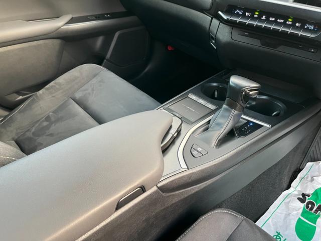 ご覧いただきありがとうございます♪気になったお車がありましたらお気軽にお電話をください♪