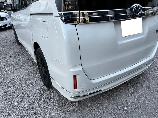 ヴォクシー ハイブリッドＶ　モデリスタエアロ両側電動ドアＬＥＤヘッドＥＴＣスマートキー　ＥＴＣ　オートクルーズコントロール　両側電動スライドドア　ＬＥＤヘッドランプ　スマートキー　電動格納ミラー　シートヒーター　３列シート（25枚目）