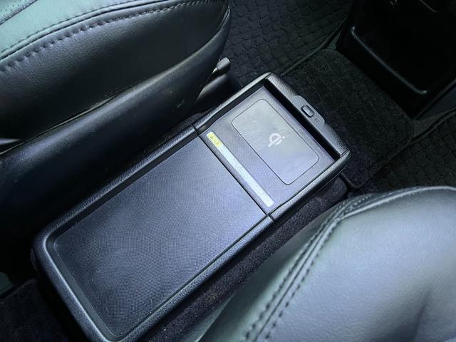 ヴォクシー ハイブリッドＶ　モデリスタエアロ両側電動ドアＬＥＤヘッドＥＴＣスマートキー　ＥＴＣ　オートクルーズコントロール　両側電動スライドドア　ＬＥＤヘッドランプ　スマートキー　電動格納ミラー　シートヒーター　３列シート（30枚目）